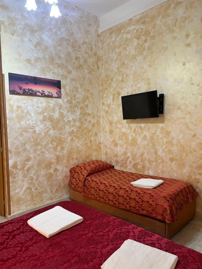 Rose Village Guest House Rome Bagian luar foto