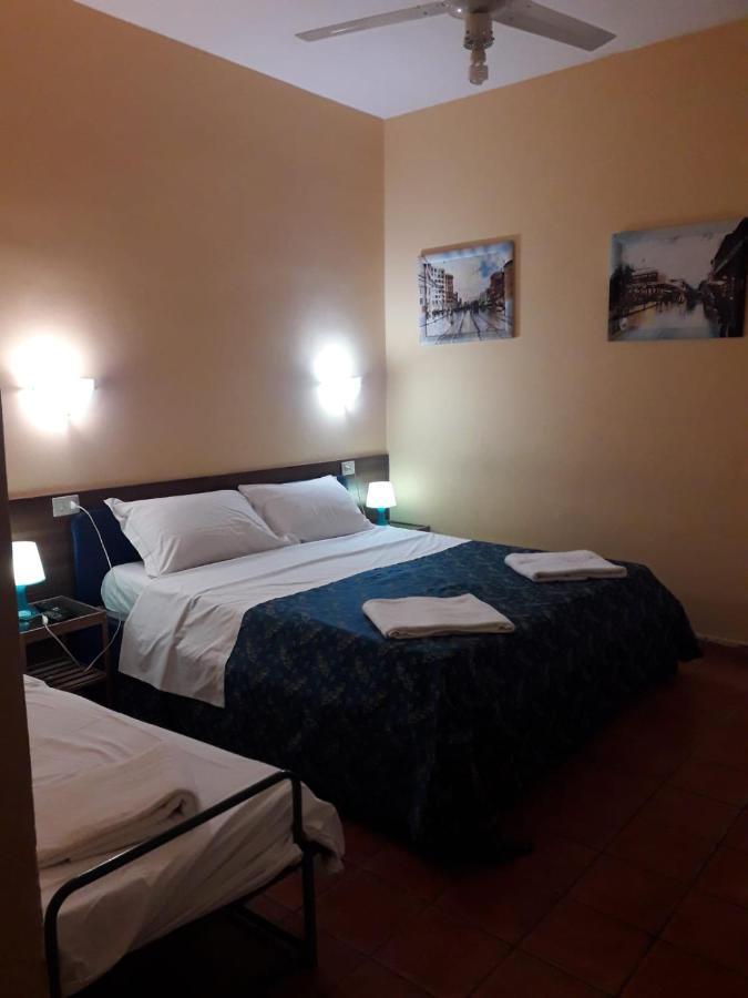 Rose Village Guest House Rome Bagian luar foto