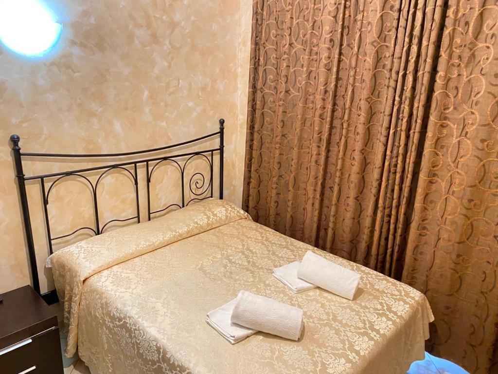 Rose Village Guest House Rome Bagian luar foto